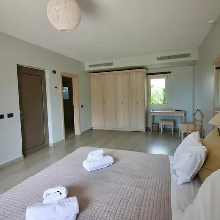 Costa Rossa Boutique Hotel - Adults Only-3